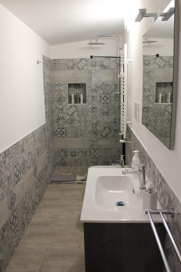 Zisa Home Ai Cantieri Culturali-Facile Posteggio In Strada No Ticket Palermo Luaran gambar